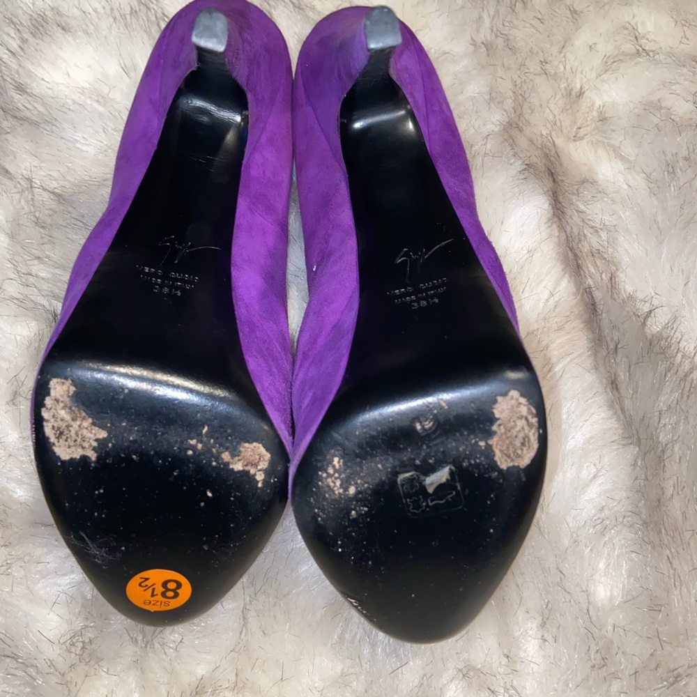 Shoes - Picture 3 of 3